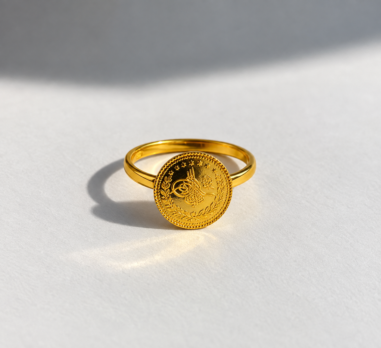 Münzring aus 22 Karat Gold – ca. 2,74 g – Ringgröße 54